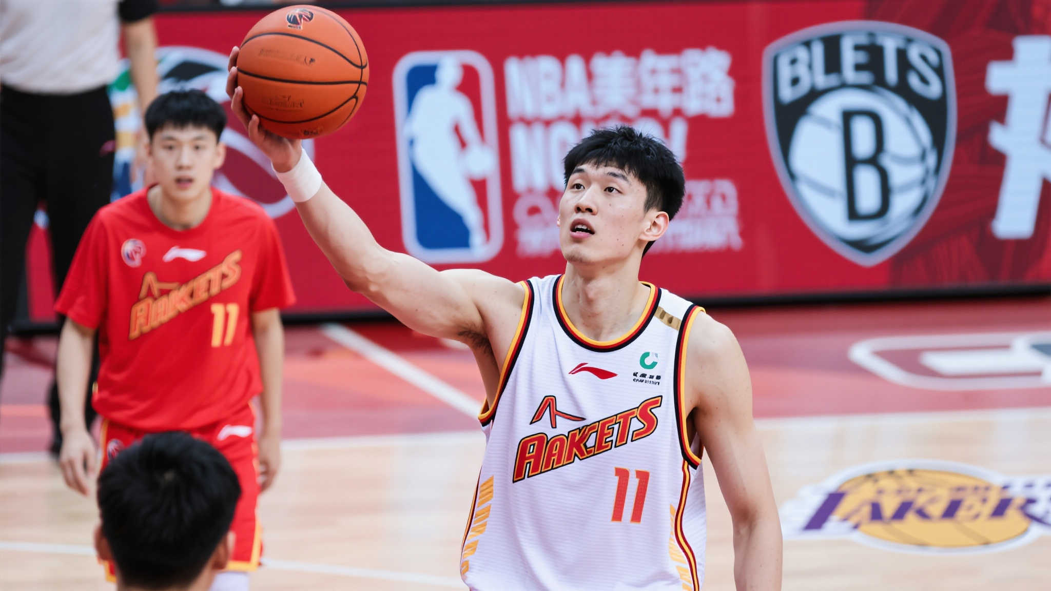 球树立了在 球树立了在