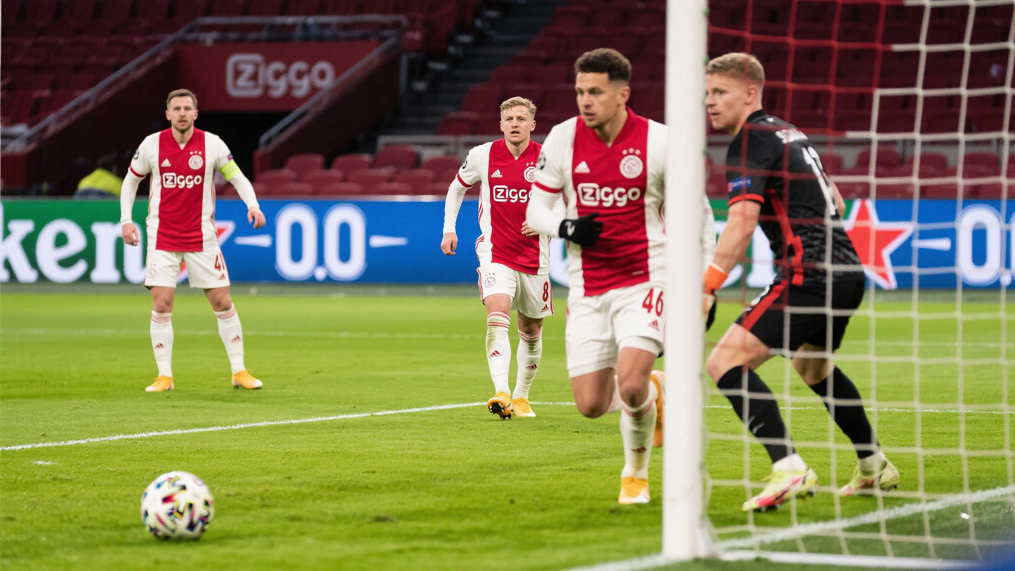 奠定了坚实 奠定了坚实